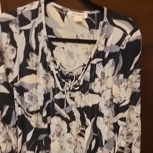 Billabong Black, Grey and  Cream Floral Long Sleeve Midi Dress Size XS